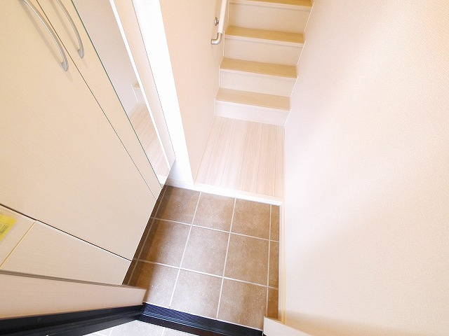 ヴァンベールコートの玄関|落ち着いた玄関です