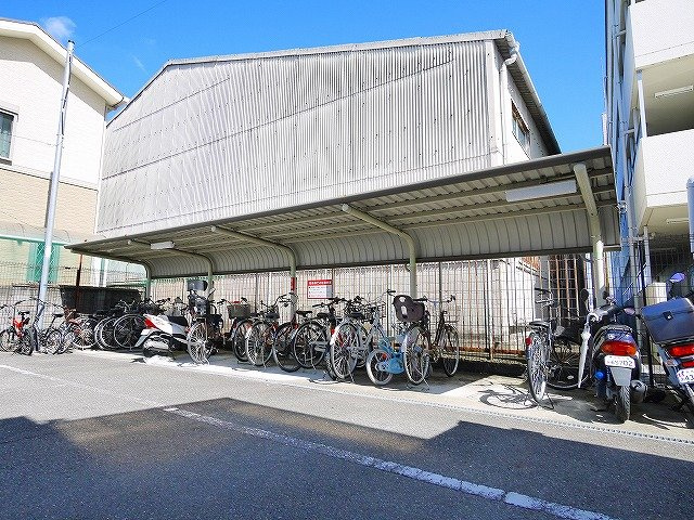 三幸マンションのその他共用部分|駐輪場です