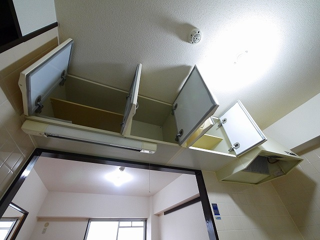 三幸マンションのキッチン|お料理しやすいキッチンです