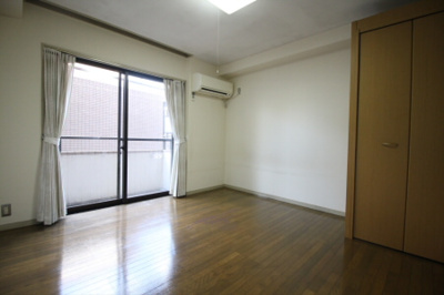 【居間・リビング】 | ロジェ高井戸　壱番館