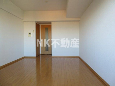 【居間・リビング】 | アーク吉田駅前（吉田賃貸） | 広いお部屋です