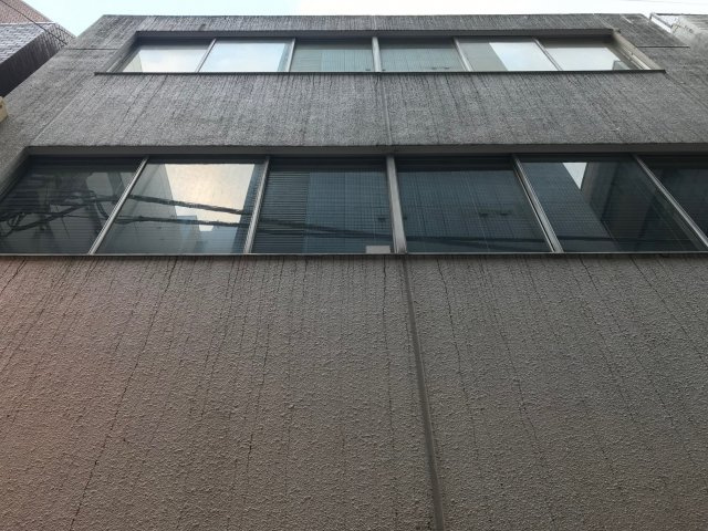 NASビルの外観