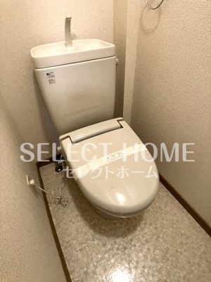  | シャルモン・ナポール