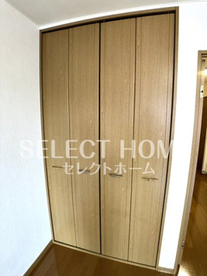  | シャルモン・ナポール