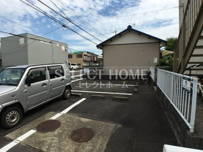 【駐車場】 | ハイツ前野 | 駐車スペースもあります