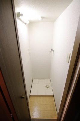 【設備】 | レジデンス川原 | 室内洗濯機置き場