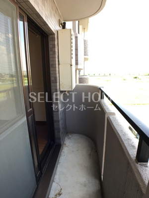 【バルコニー】 | グランドゥール須田 | お洗濯にも便利なバルコニー付き