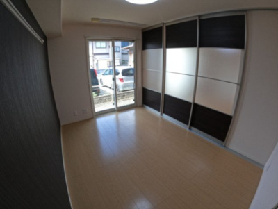 【洋室】 | ヴェルデパティオ中央A