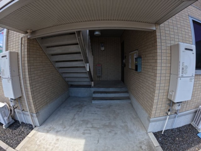 【エントランス】 | ヴェルデパティオ中央A