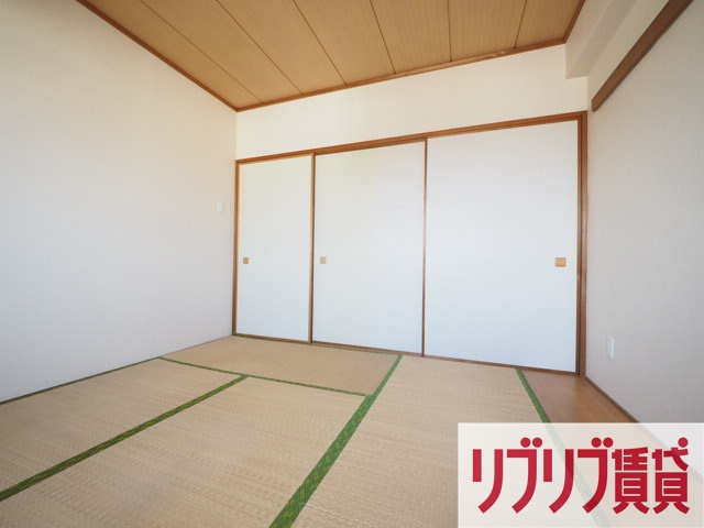 ライオンズマンション千葉東の和室