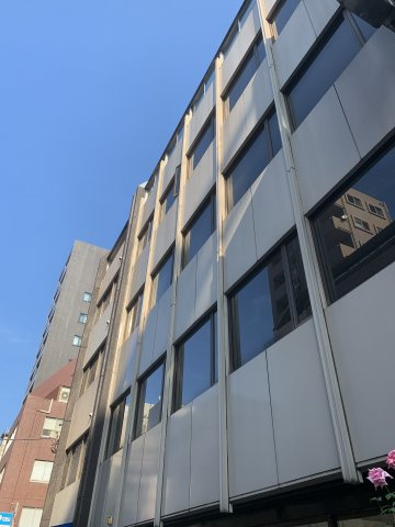 真光ビルディングの外観