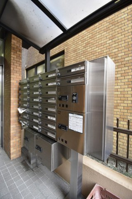 【その他共用部分】 | ライオンズマンション川崎貝塚 | ポスト