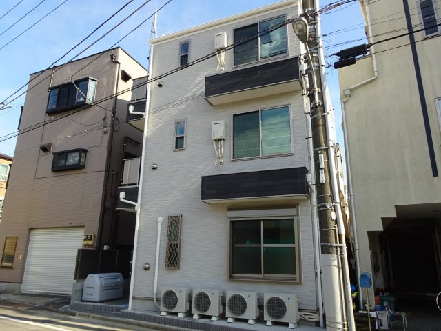 シャンテ篠崎の外観