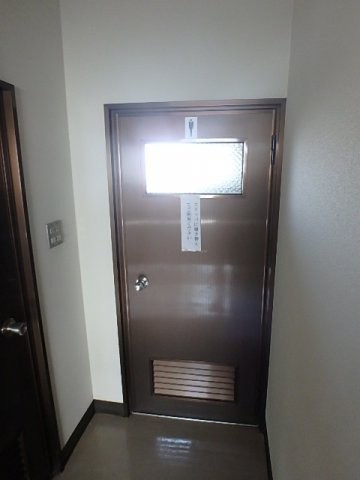 中村ビルの内装