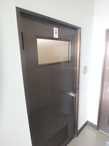 中村ビルのトイレ|共用部分にあります。