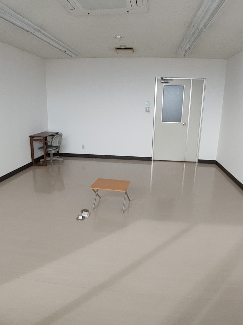 中村ビルの内装