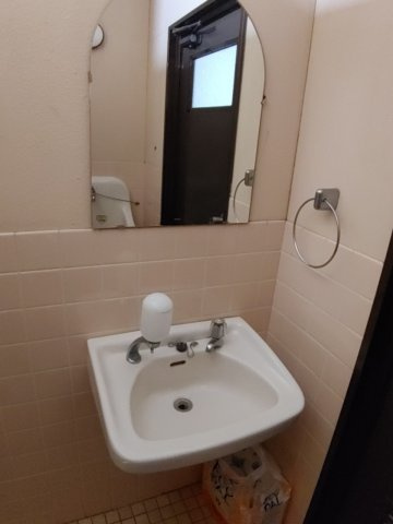 中村ビルのトイレ|共用部分にあります。