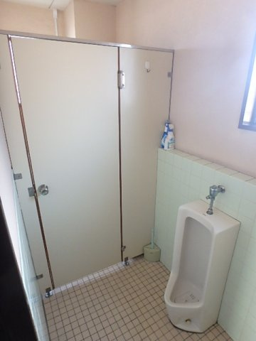 中村ビルのトイレ|共用部分にあります。