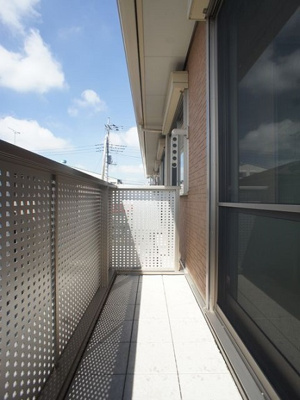 【バルコニー】 | アリシャA | お洗濯物がたくさん干せます♪