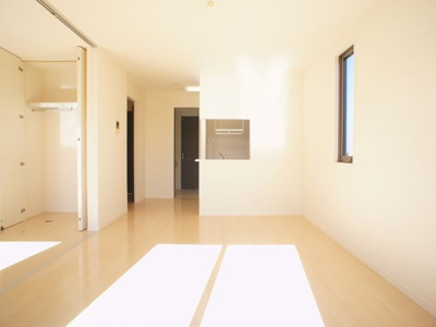 【居間・リビング】 | アリシャA | 会話をしながらお料理できる対面キッチンです♪