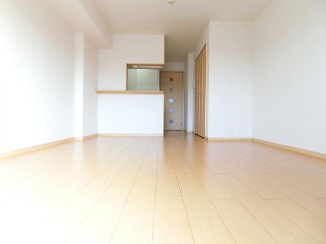 クリプトメリア　アヴェニュ－の居間・リビング