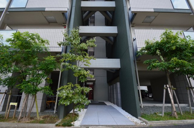 【エントランス】 | レジオン・ド・ヌール