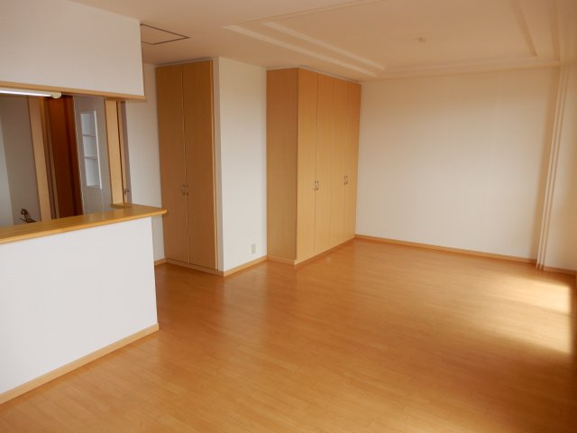 ハッピーガーデンの居間・リビング