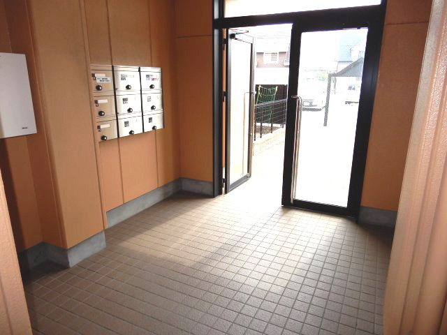 ハッピーガーデンのエントランス