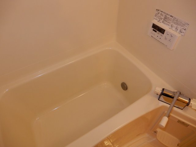 ハッピーガーデンの浴室