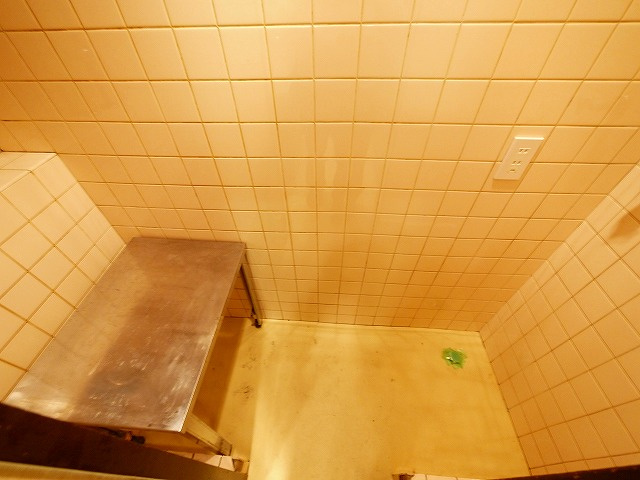 アルファプレイスの内装