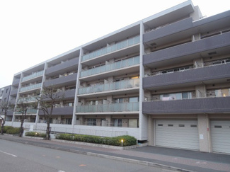 【外観】 | 横浜市営地下鉄グリーンライン「川和町」駅徒歩13分！ビックターミナルである横浜駅まで直通なので、通勤通学に便利です。