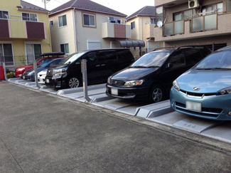 【駐車場】