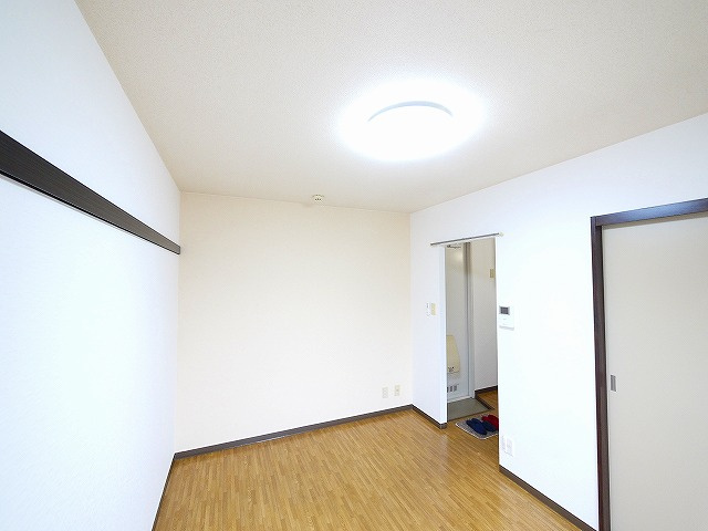 ハイツてんがいAの洋室