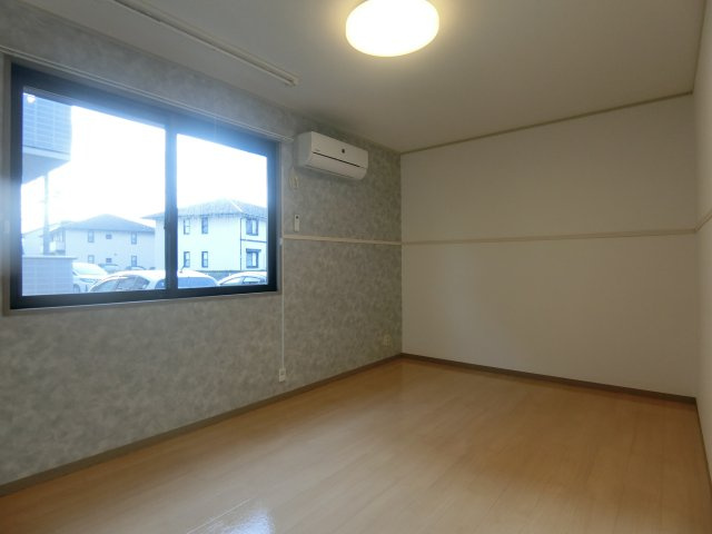 プリムローズⅢA棟の洋室