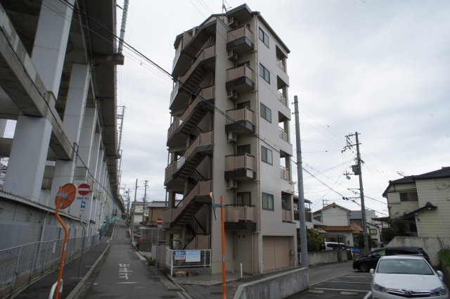 サニーグリーンの外観