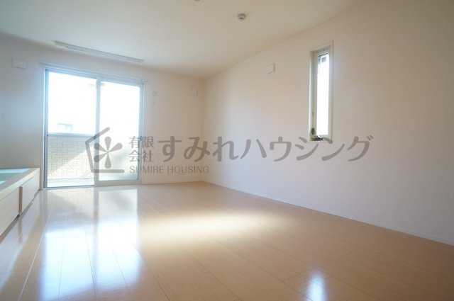 フィオーレの居間・リビング|参考、同建物・同間取りの号室