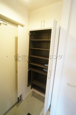 フィオーレの玄関|参考、同建物・同間取りの号室