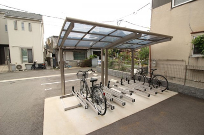 【その他共用部分】 | アムールラック | ☆屋根付き駐輪場☆