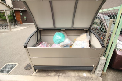 【その他共用部分】 | アムールラック | ☆共同ゴミ捨て場☆