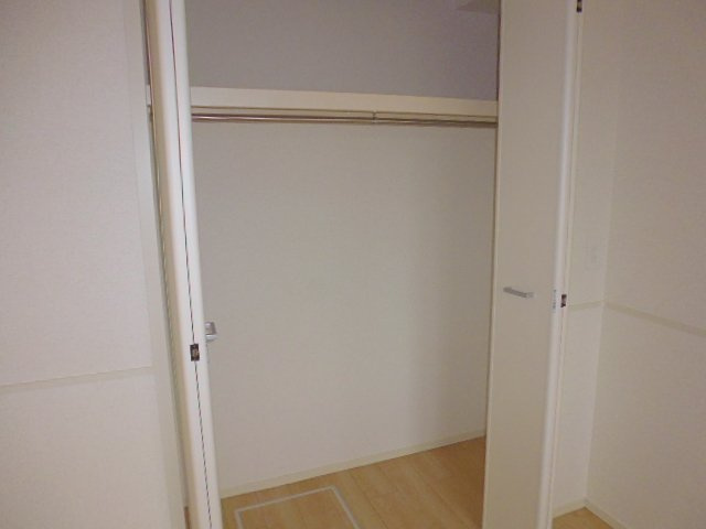 ブルー　エトワールＡの収納