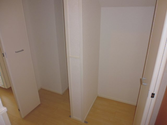 ブルー　エトワールＡの収納