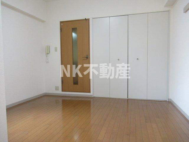 【寝室】 | 山中ビル（河内小阪賃貸） | 洋室です