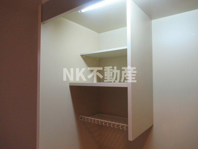 【キッチン】 | 山中ビル（河内小阪賃貸） | キッチンの棚です