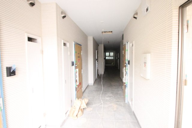 リビングライフ長瀬のロビー