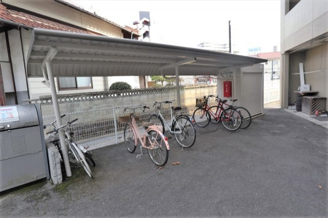 ラ・ポール宮川Ｂの玄関