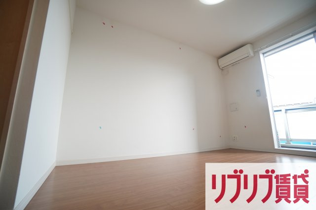 リブリ・ＭＳハイツ弐番館の居間・リビング
