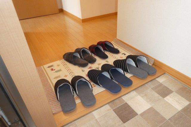 倉敷市水江のアパートの玄関
