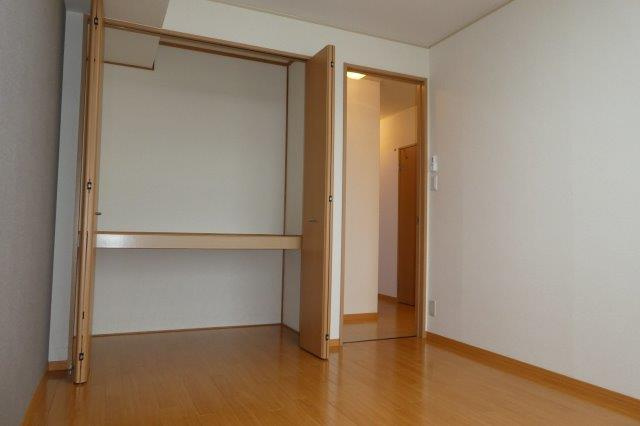 エステート２１Ｂの収納|洋室