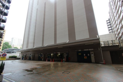 【その他共用部分】 | 五橋パーク・ホームズ仙台中央アーバンコート | 駐車場　2019年9月撮影