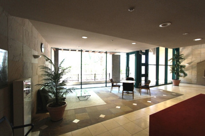 【その他共用部分】 | 五橋パーク・ホームズ仙台中央アーバンコート | エントランス　2019年8月撮影